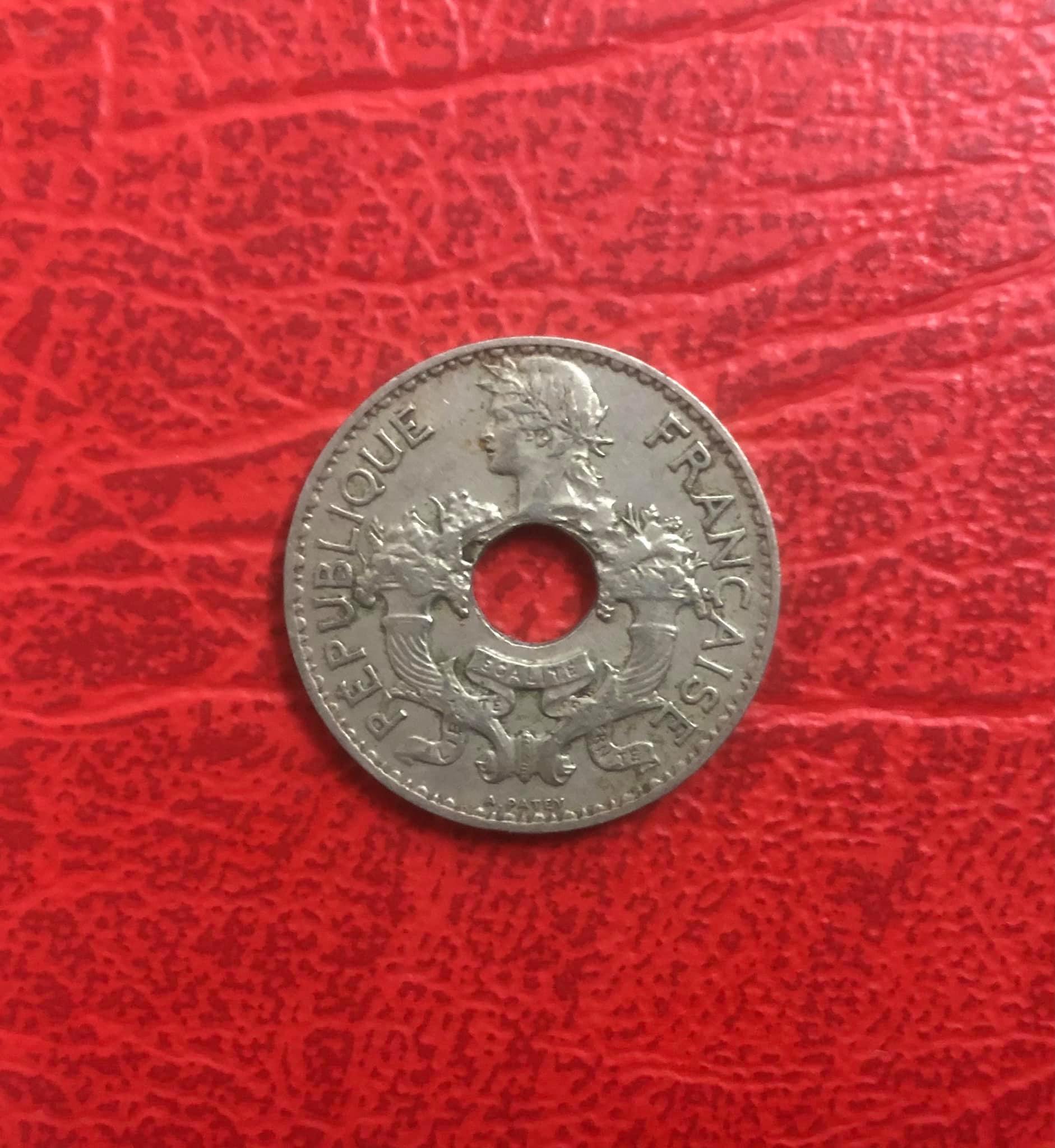 Đồng xu 5 cent Nữ thần 193x Đông Dương sưu tầm