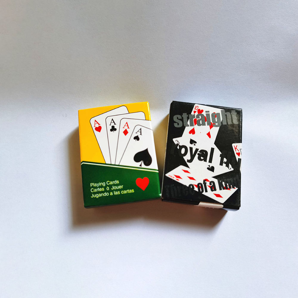 Bộ bài tây mini 52 lá 38x53 mm màu vàng chơi bài tiến lên, xì lát ngày tết cực vui nhộn bài poker bản nhỏ xinh