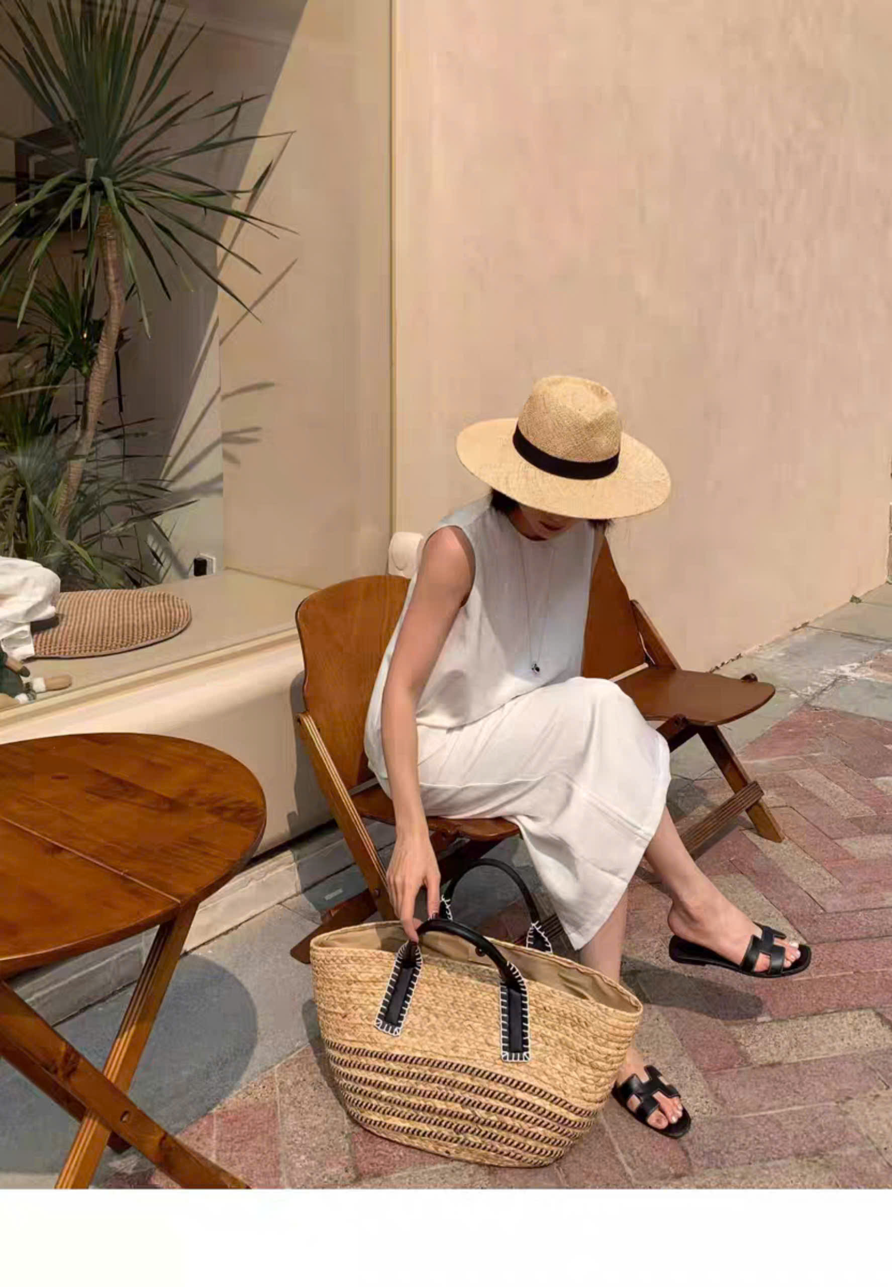 Bộ váy nữ chất linen gồm 1 áo ba lỗ, 1 chân váy suông dáng dài, phong cách Hàn Quốc nhẹ nhàng Bv12
