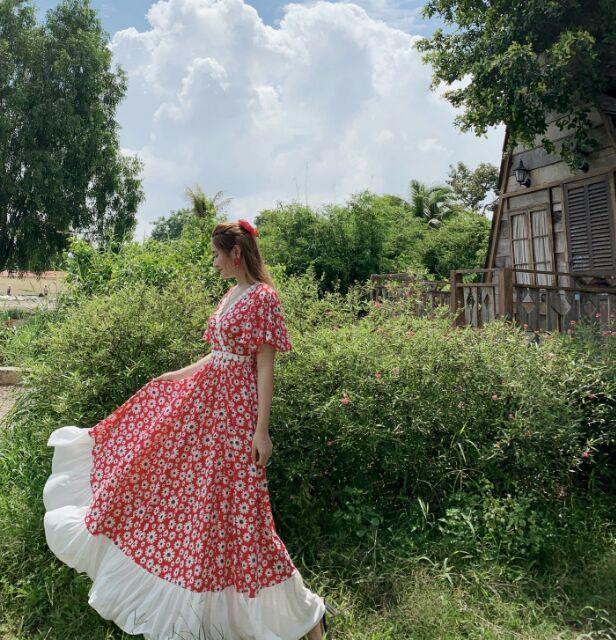 (miễn phí chỉnh váy) có size to đầm maxi hoa cúc họa mi tay loe váy xẻ tà tiểu thư du lịch chụp ảnh cực sang