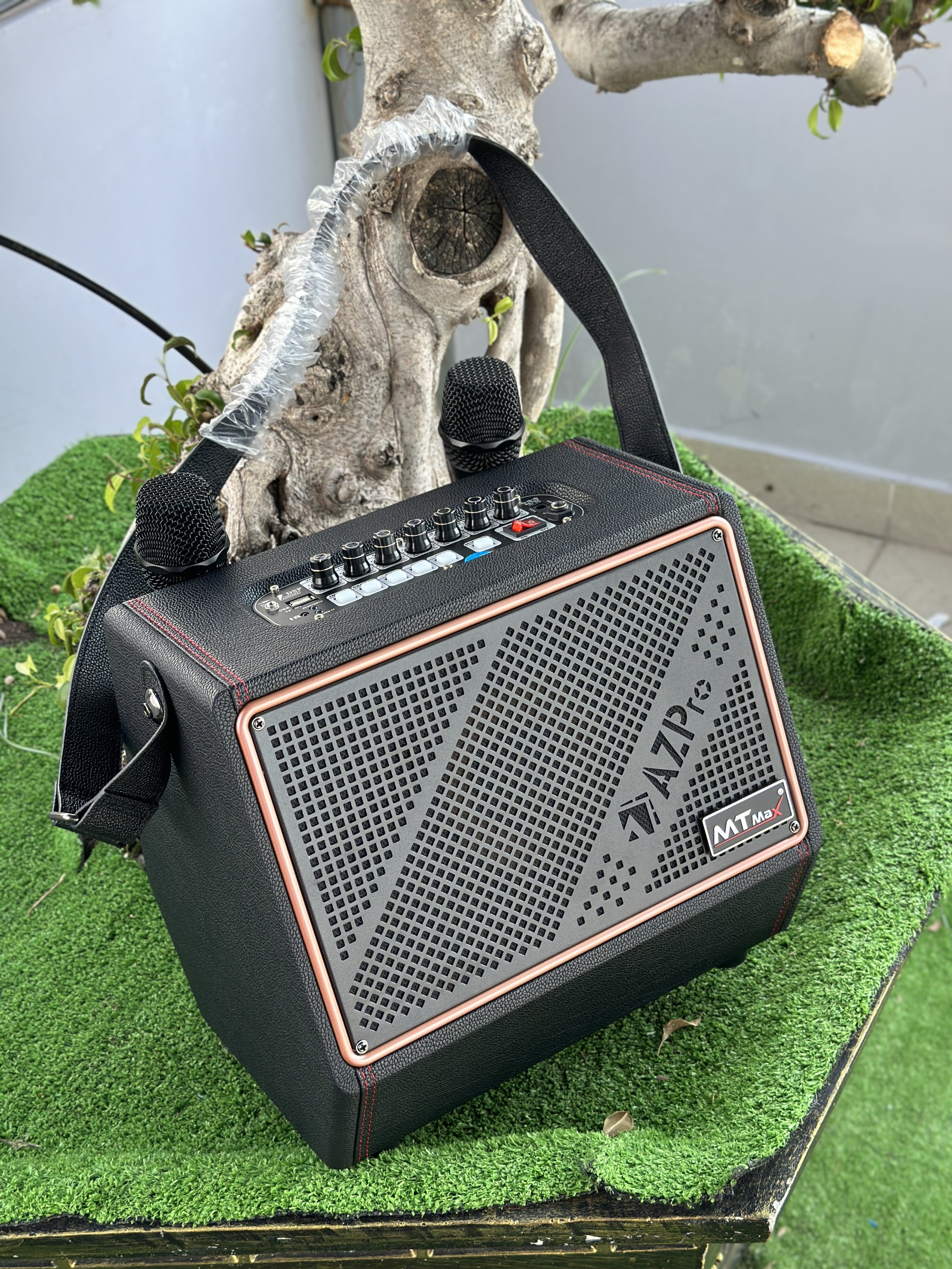 [ Hàng Chính Hãng ] Loa Xách Tay Azpro AZ369 - Công Suất Lớn 250W, Thiết Kế Nhỏ Gọn, 3 Loa 2 Đường Tiếng, Bass Căng 16cm, Âm Thanh Trong Trẻo, Bass Đánh Siêu Ấm, Bảo Hành 12 Tháng