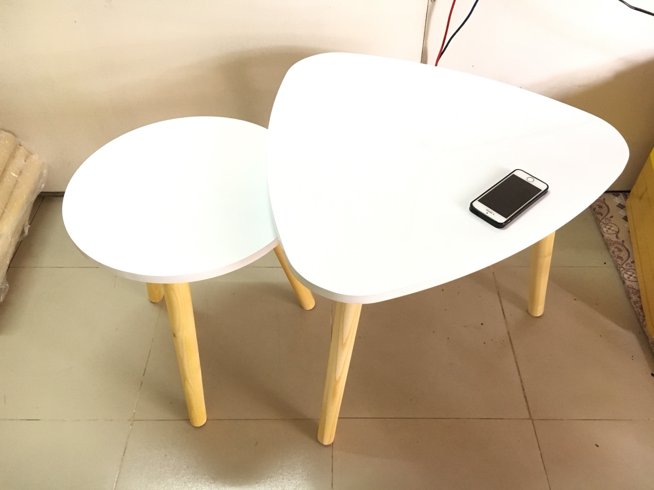 Cặp bàn sofa tam giác, tròn 60-40
