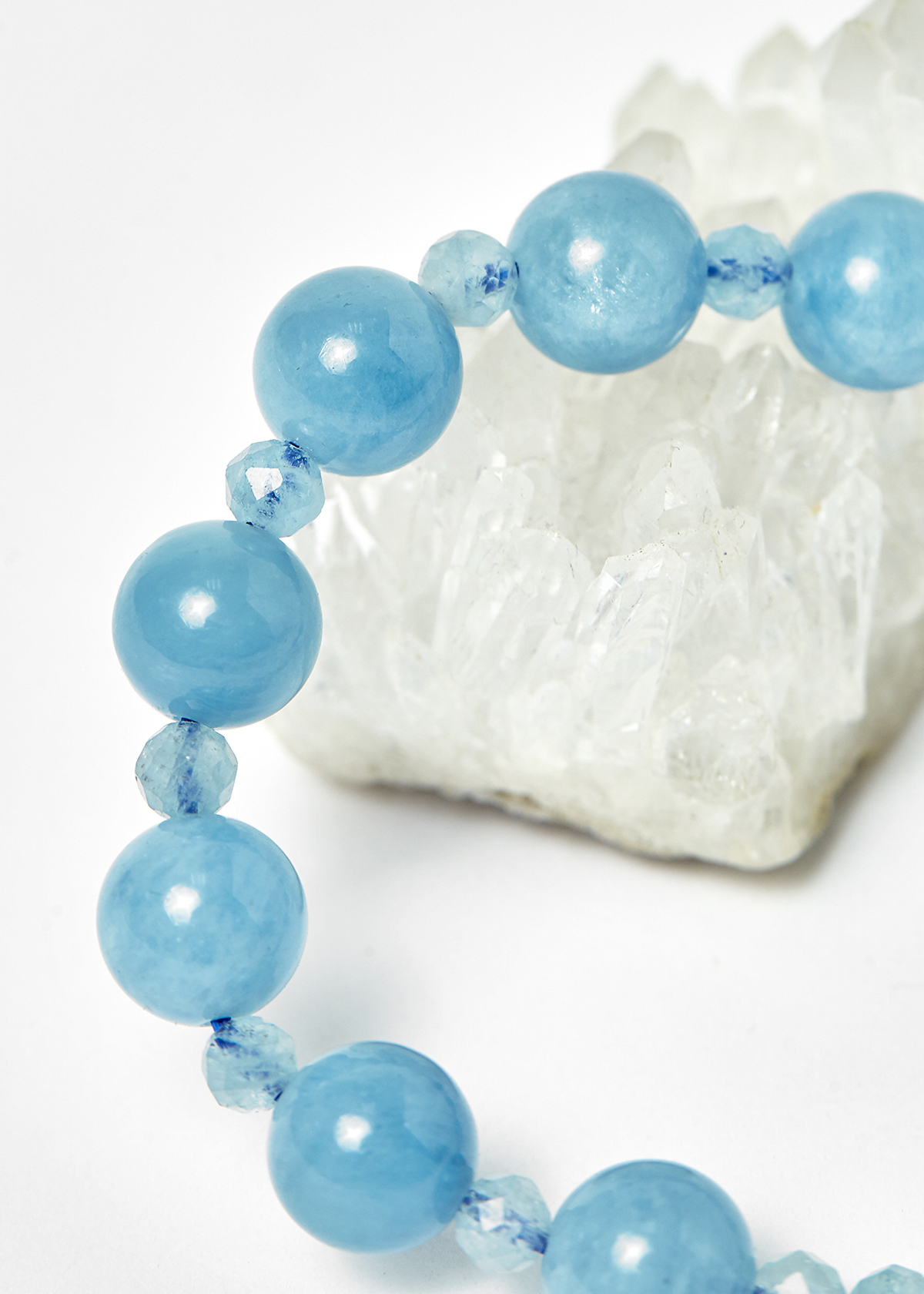 Vòng Chuỗi Mân Côi Đá Aquamarine hạt đá 10mm,ni 50 - Ngọc Quý Gemstones