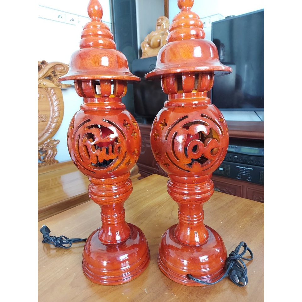 Cặp đèn thờ gỗ xà cừ cao 25cm phúc lộc thọ màu nâu mẫu mới