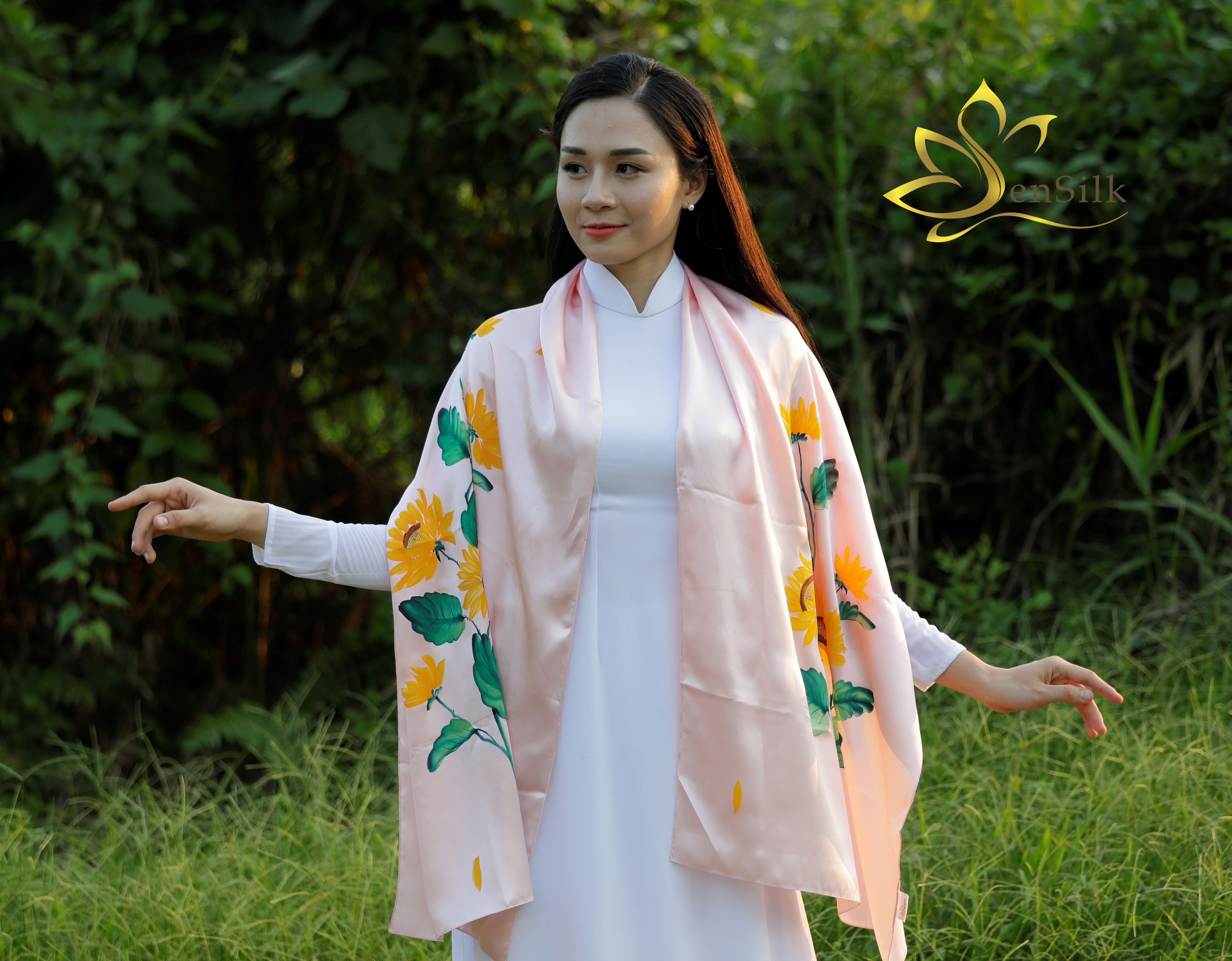 SenSilk Silk Painting Scarf  - Khăn Lụa Vẽ Tay Hướng Dương 180x90cm, Quà Tặng Người Nước Ngoài, Tơ Lụa Bảo Lộc Cao Cấp