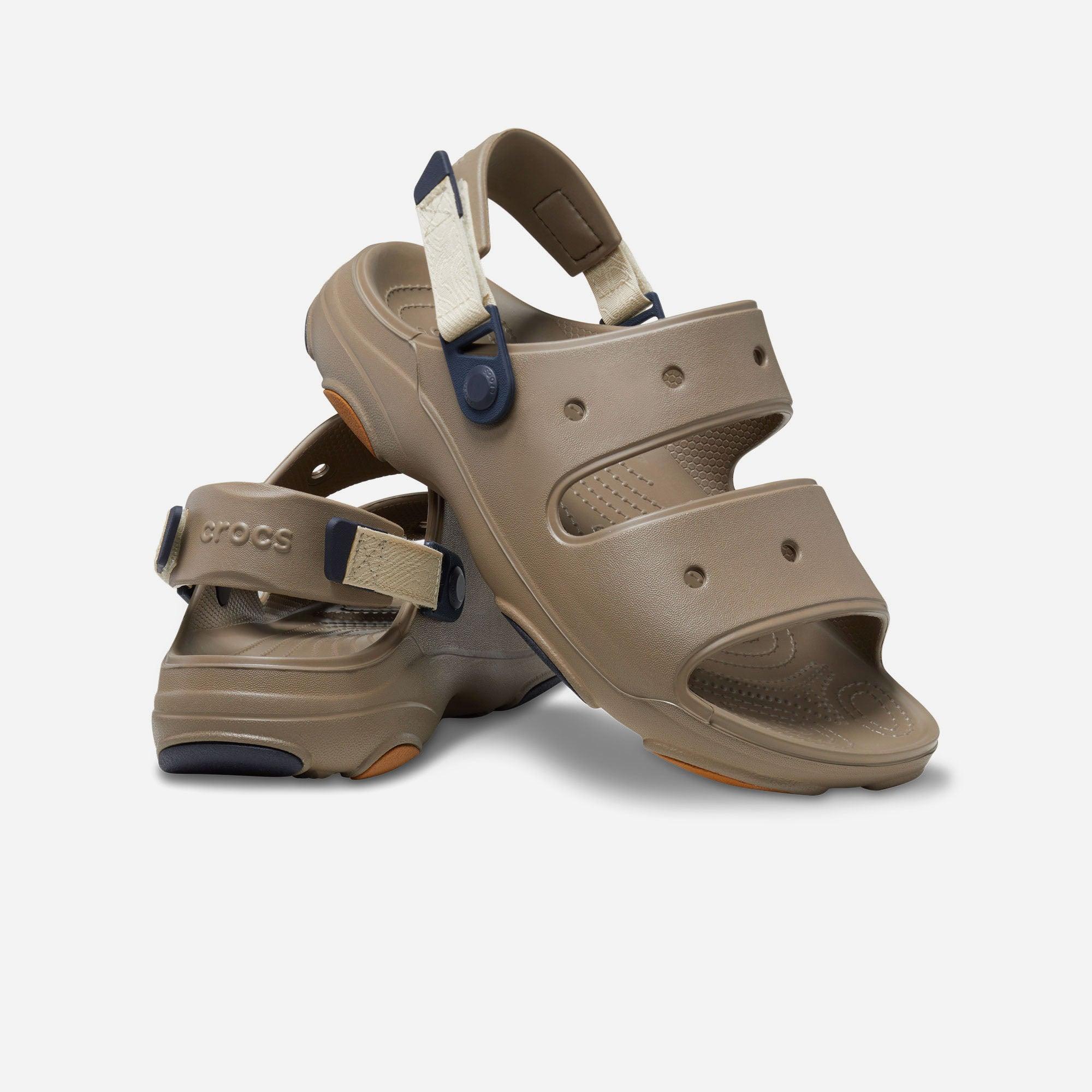 Giày sandal unisex Crocs Classic All-Terrain - 207711-2F9