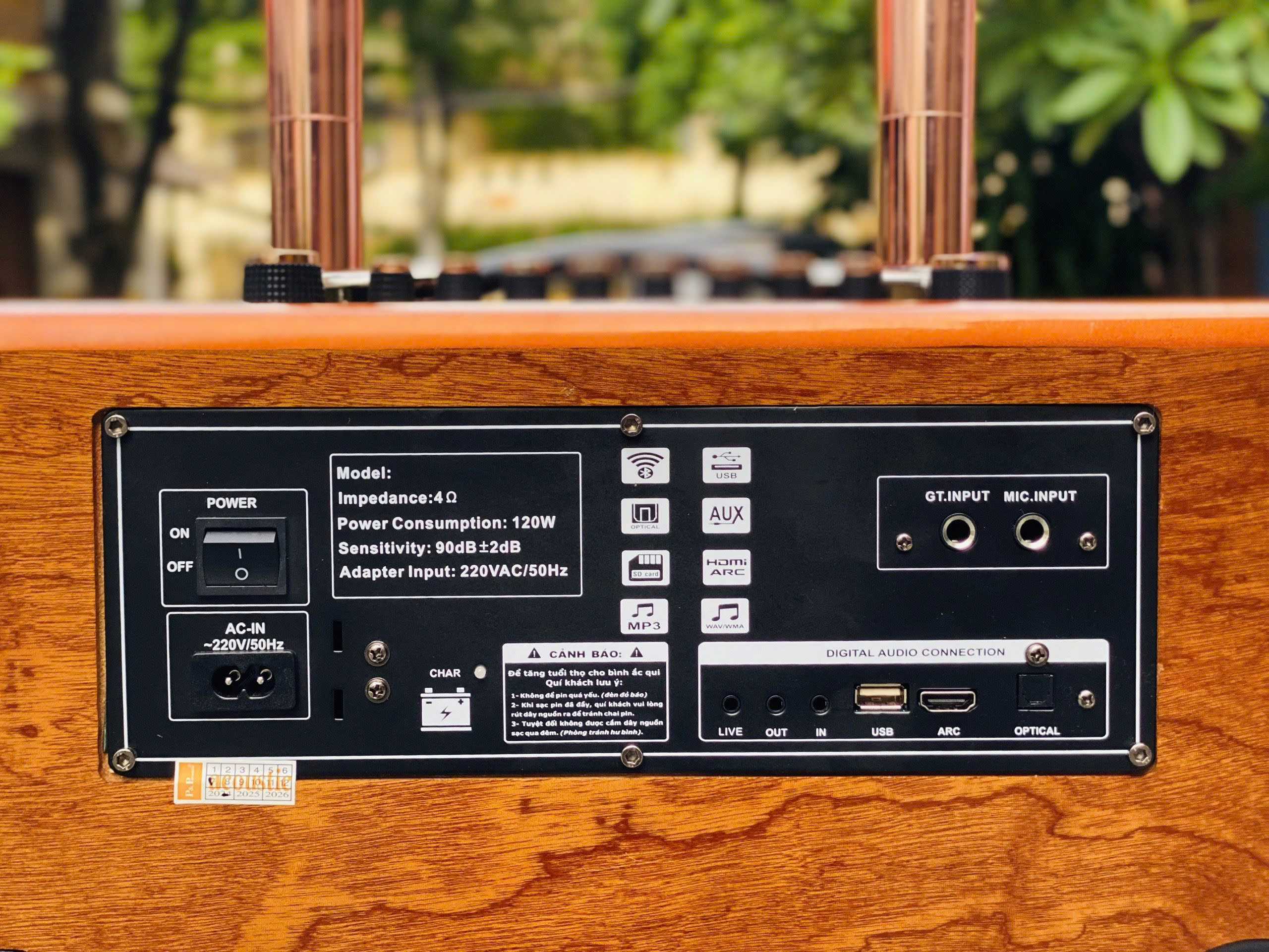 Loa Xách Tay Sang Trọng Full Gỗ MTMAX G5Pro Hệ Thống 8 Loa Âm Thanh Đa Chiều Bass20 Đôi Công Suất 500W Công Nghệ Bass Boost Nghe Nhạc Căng Ấm, Tiếng Lên Siêu Rõ Đi Kèm Cặp Micro Hát Nhẹ Vang Sâu. HÀNG CHÍNH HÃNG