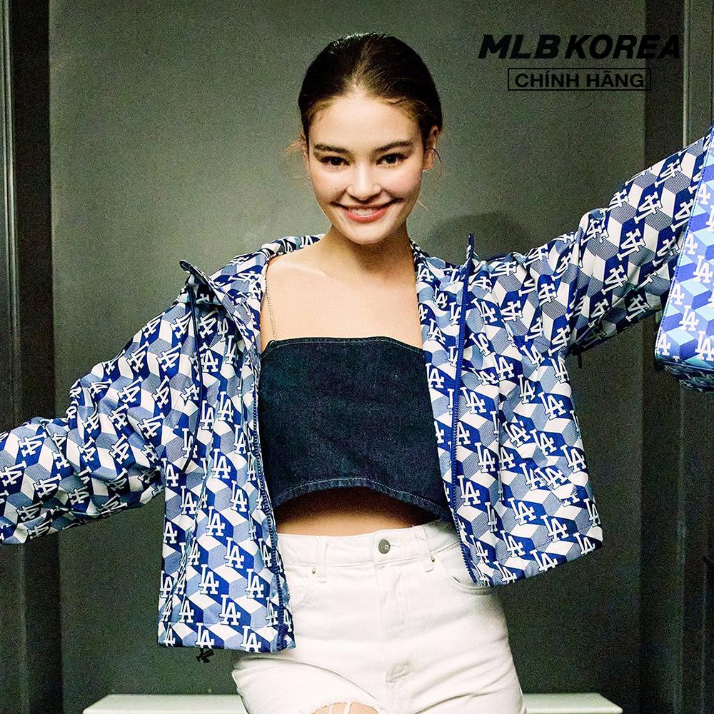 MLB - Áo khoác nữ phối mũ Cube MONOGRAM Allover Woven 3FWJM0431