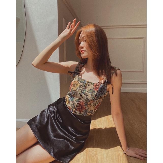 Áo croptop hoa hai dây