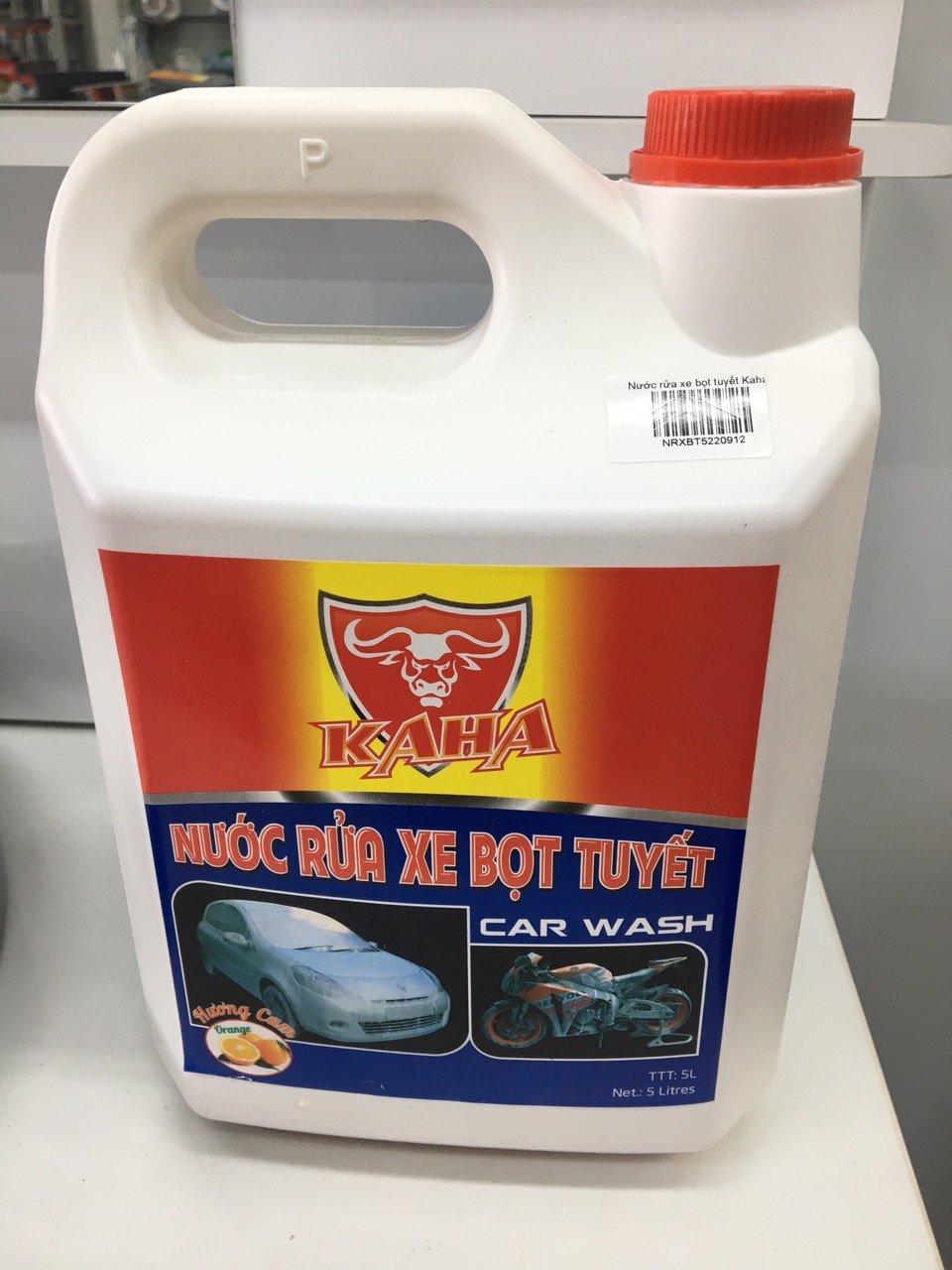Nước rửa xe bọt tuyết chuyên dụng Kaha chai 1 lít /cal 5 lít