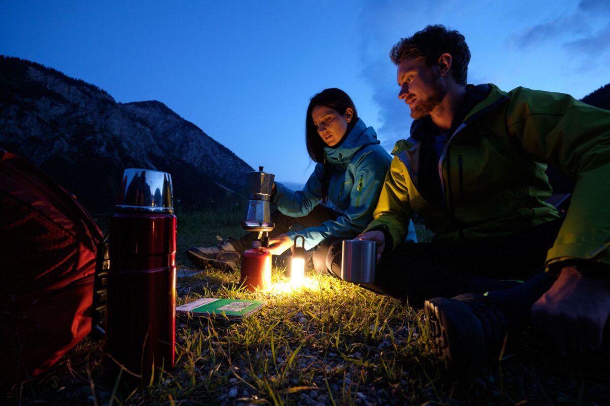Đèn pin mini treo lều Ledlenser ML6 WARMLIGHT