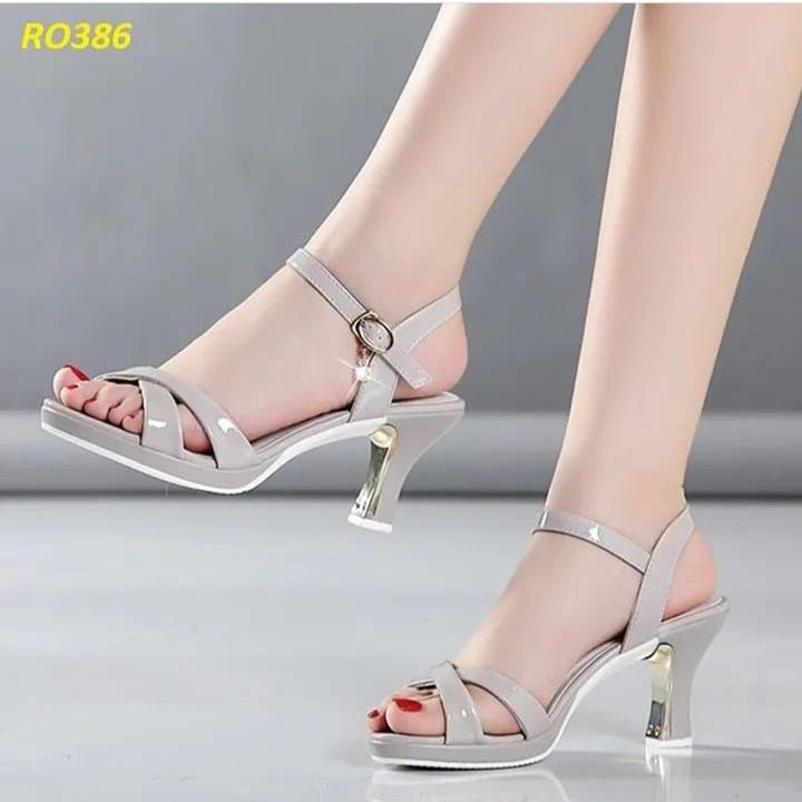 Giày sandal nữ cao gót 7 phân hàng hiệu rosata hai màu đen xám ro386