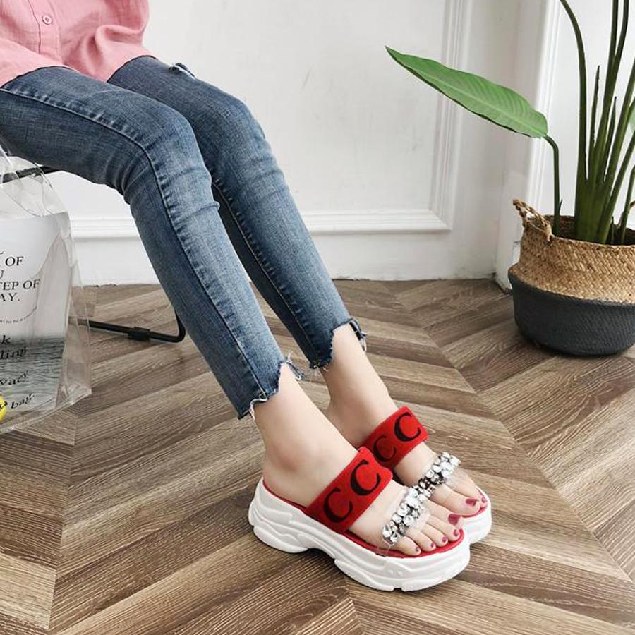 Dép quai ngang nữ đế cao đính đá