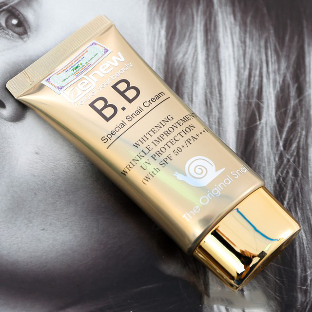 Kem Nền Chống Nhăn Và Che Khuyết Điểm BB Special Snail Cream Hàn Quốc 50ml + Móc khoá