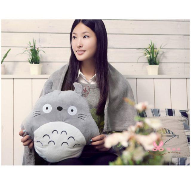 Bộ chăn gối văn phòng đa năng hình thú tròn totoro