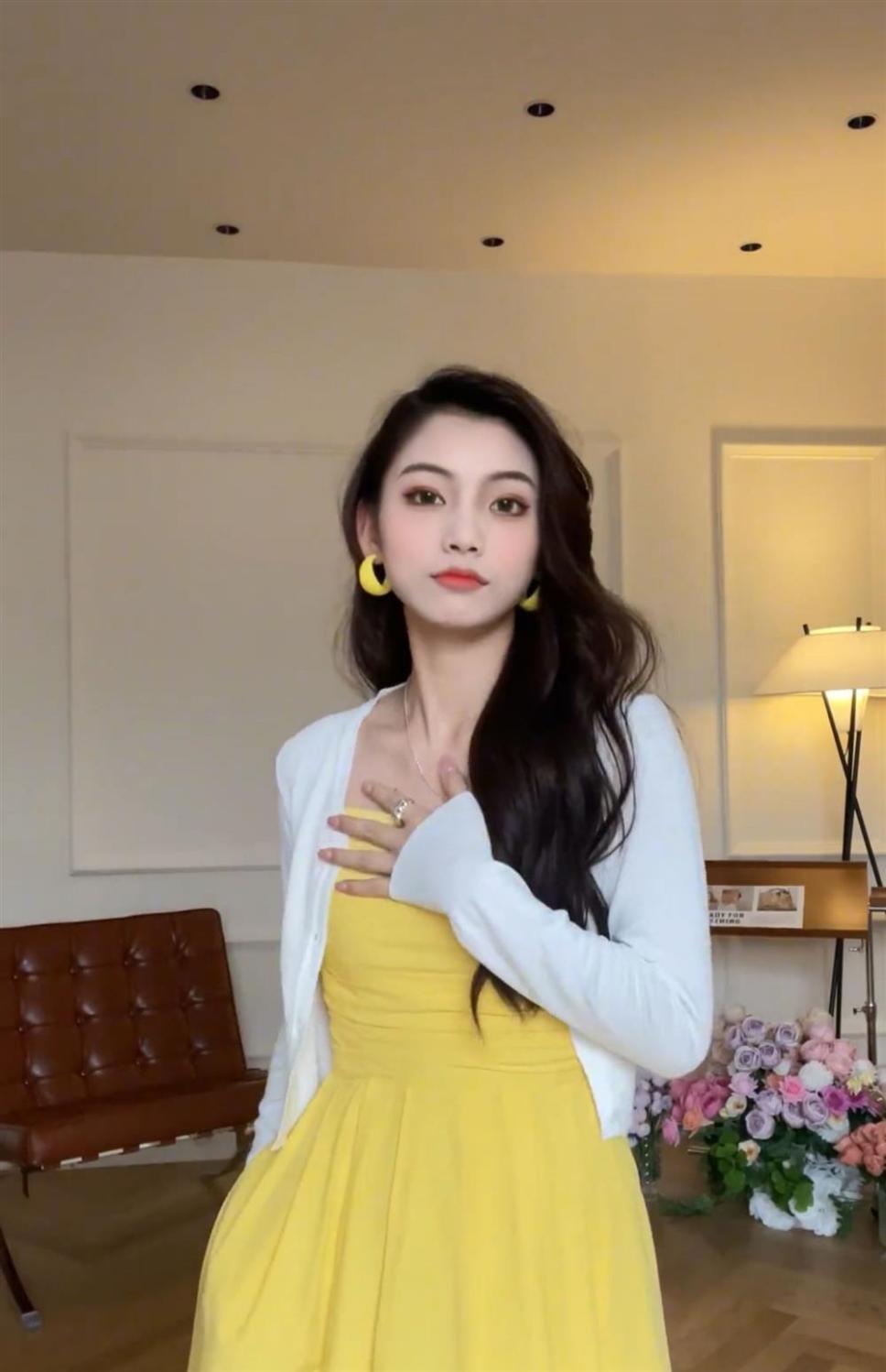 TOBE1SHOP Tea Break French Sling Dress 2023 Mùa hè bờ biển nghỉ mát thắt lưng có vẻ gầy màu vàng một chữ đầm dài