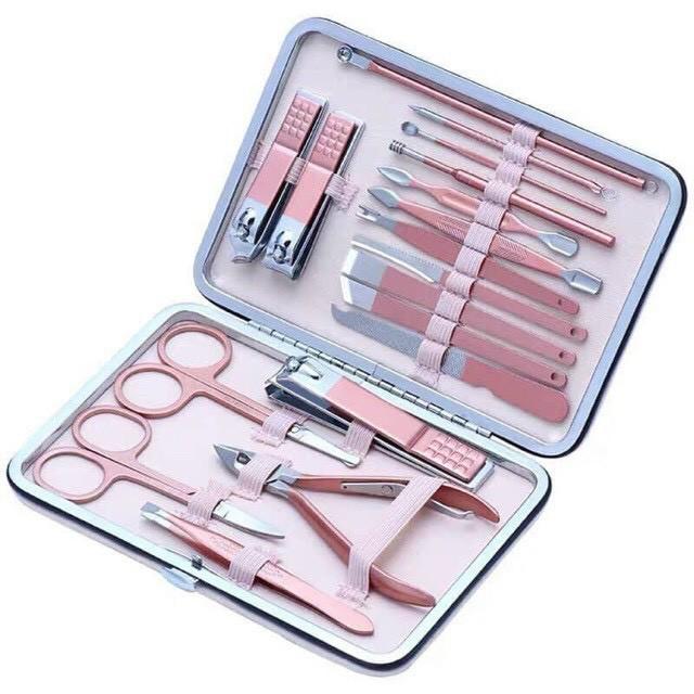 Bộ bấm móng tay hồng 18 chi tiết tiện dụng siêu xinh