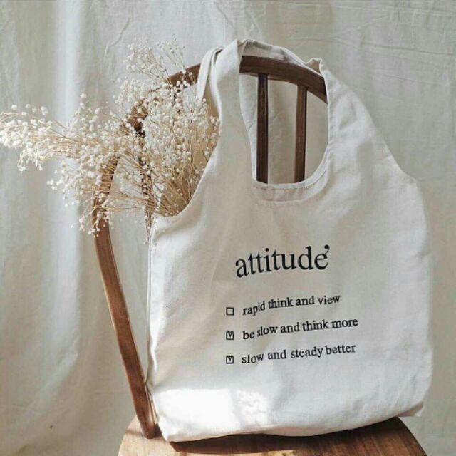 Túi tote attitude’ comback với 2 màu chữ đen, đỏ xinh cực nè các bạn ơiiii