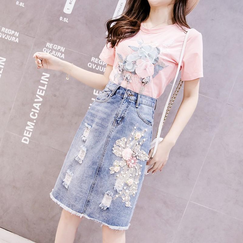 Chân váy jean chữ A đính hoa CV186