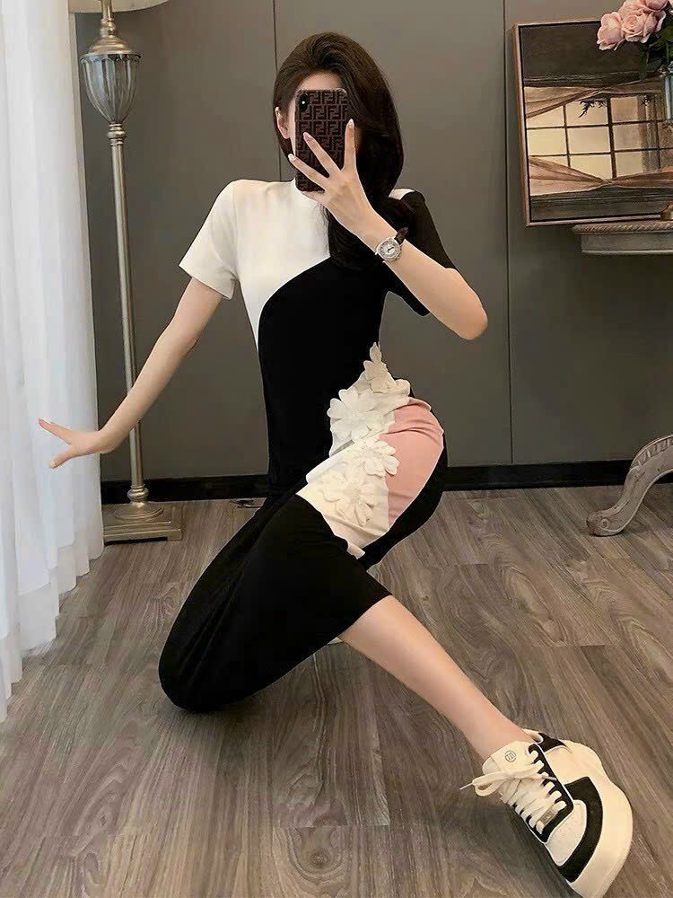 ĐẦM BODY THUN PHỐI MÀU ĐÍNH HOA NỔI