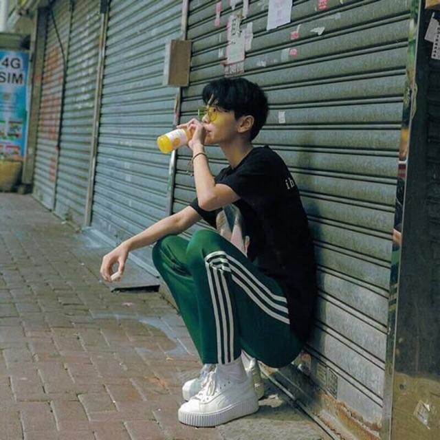 Quần 3 sọc dọc unisex nam/nữ. Quần 3 line unisex. Quần dài thun unisex. Quần 3 sọc nam. Quần 3 sọc nữ. Quần 3 line nam. Quần 3 line nữ. HÀNG MAY TRỰC TIẾP TẠI VIỆT NAM.