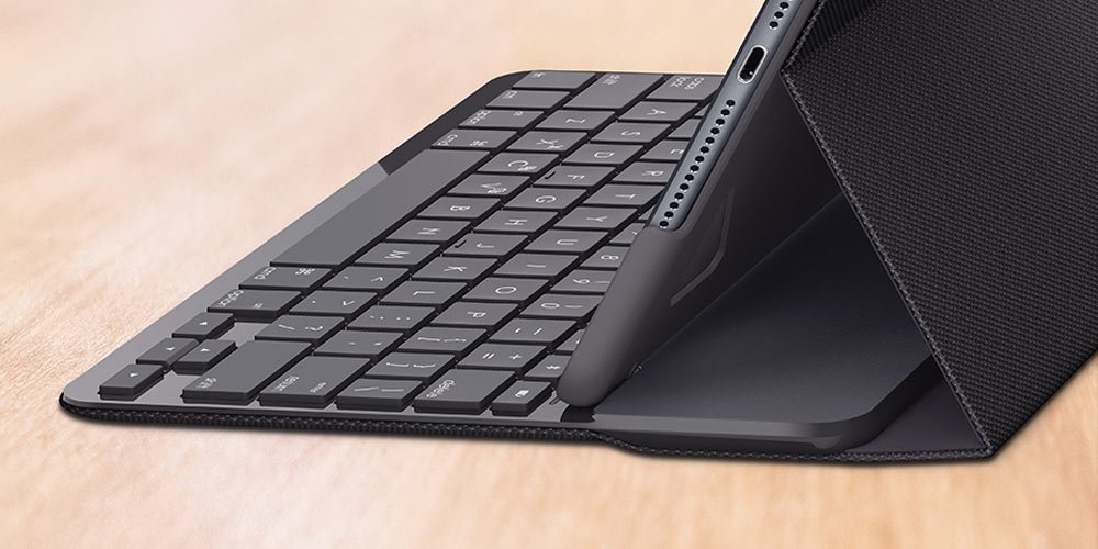 Bao da kèm bàn phím Logitech Combo Touch dành cho iPad Gen 7 và Gen 8 (10.2 Inch) - Trackpad to, phím có thể tháo rời - Hàng chính hãng