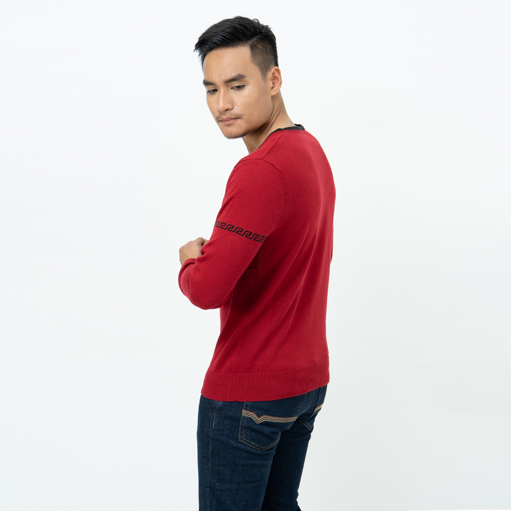 Áo len nam dài tay cổ tim màu  đỏ đô  NOVELTY 180573I