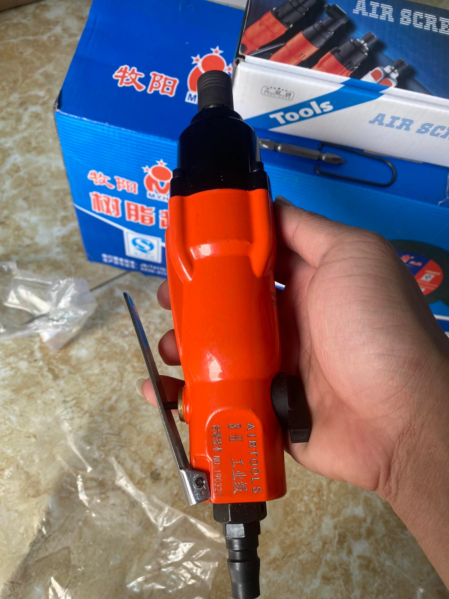 Máy Vít hơi công suất vừa và nhỏ H8. Máy xiết vít hơi, vặn vít hơi