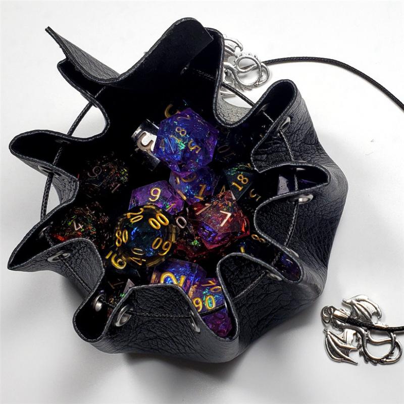 Cái Khay xúc xắc bằng da, Túi đựng xúc xắc trò chơi bằng da