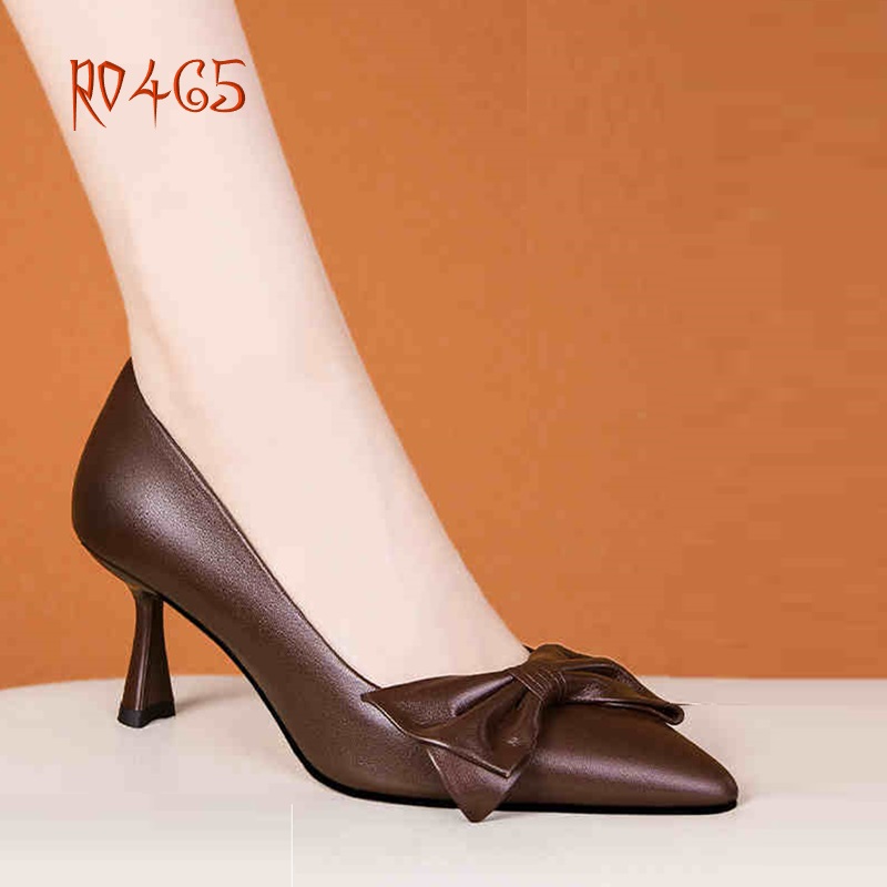 Giày cao gót nữ đẹp bít mũi 7 phân hàng hiệu rosata hai màu đen nâu ro465