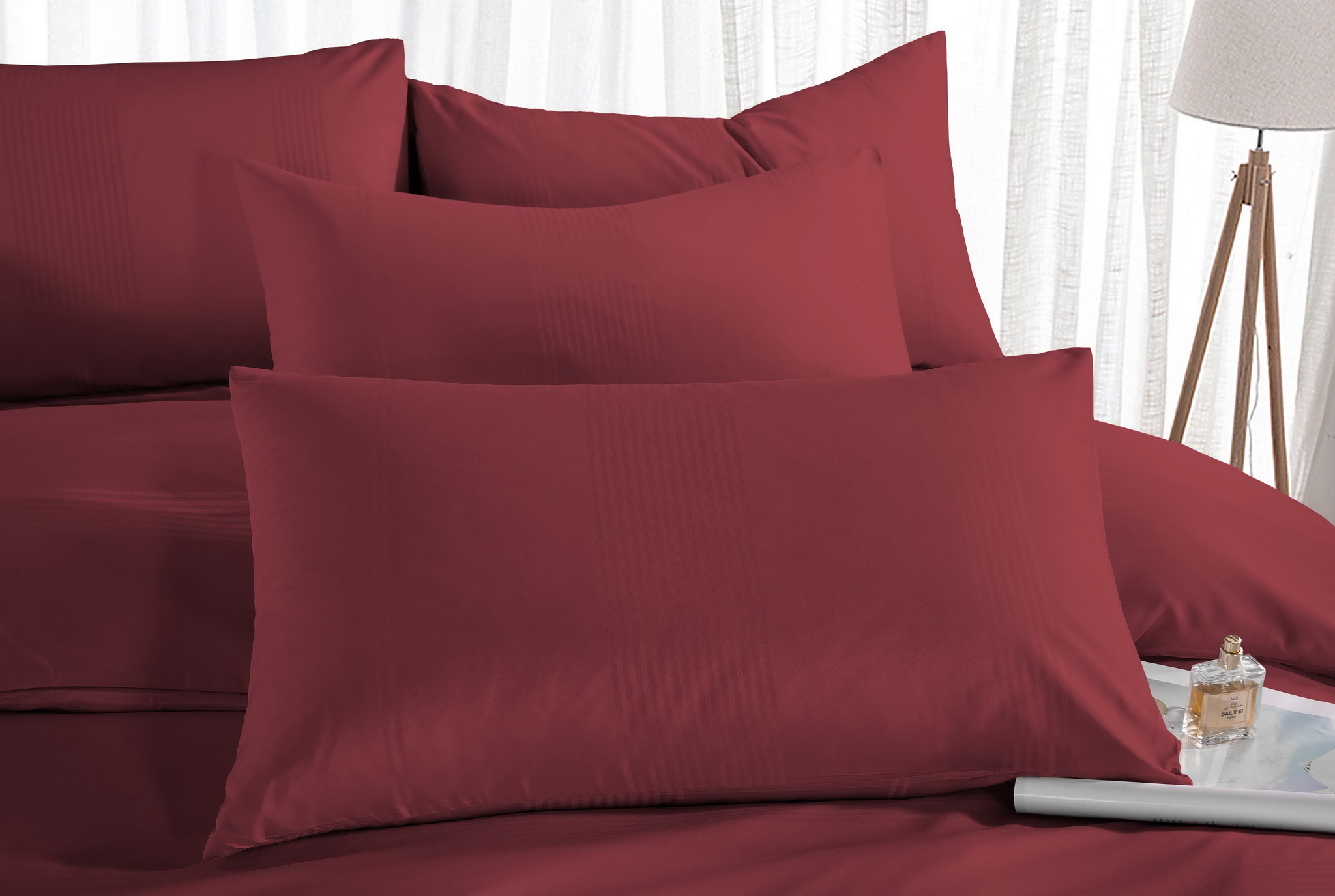 Bộ ga và Chăn chần bông Ai By Akemi Colourdream Belial MicroXT Sateen, gồm 5 món