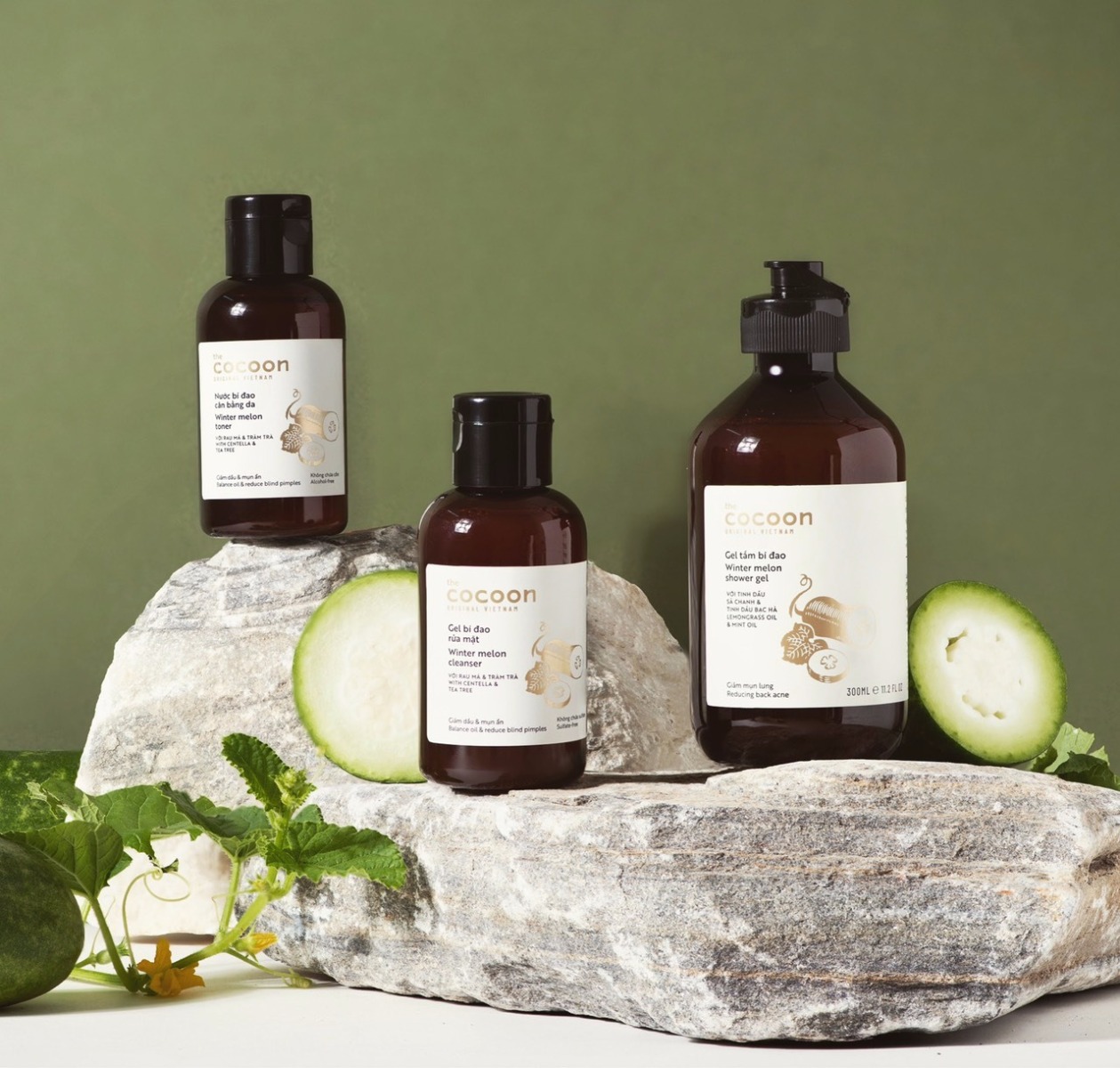 Gel bí đao rửa mặt Cocoon giảm dầu, mụn Winter Melon Cleanser