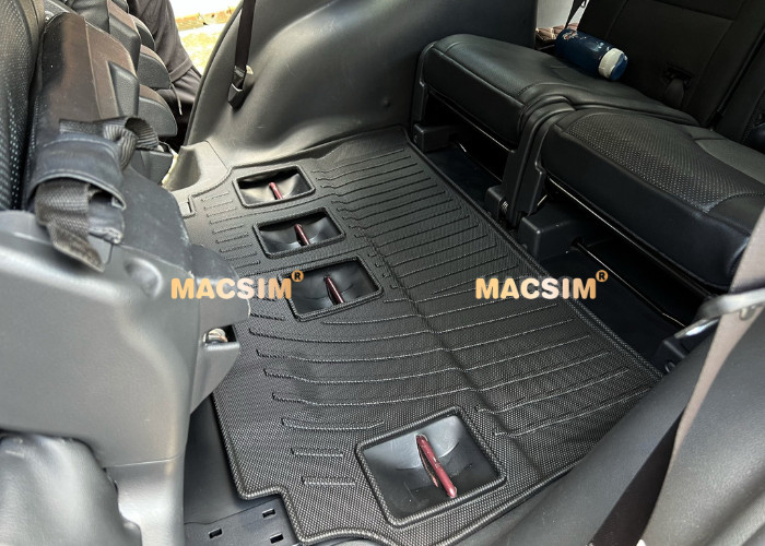 Thảm lót sàn xe ô tô Mitsubishi Pajero Sport 2016 - nay Nhãn hiệu Macsim chất liệu nhựa TPV cao cấp màu đen