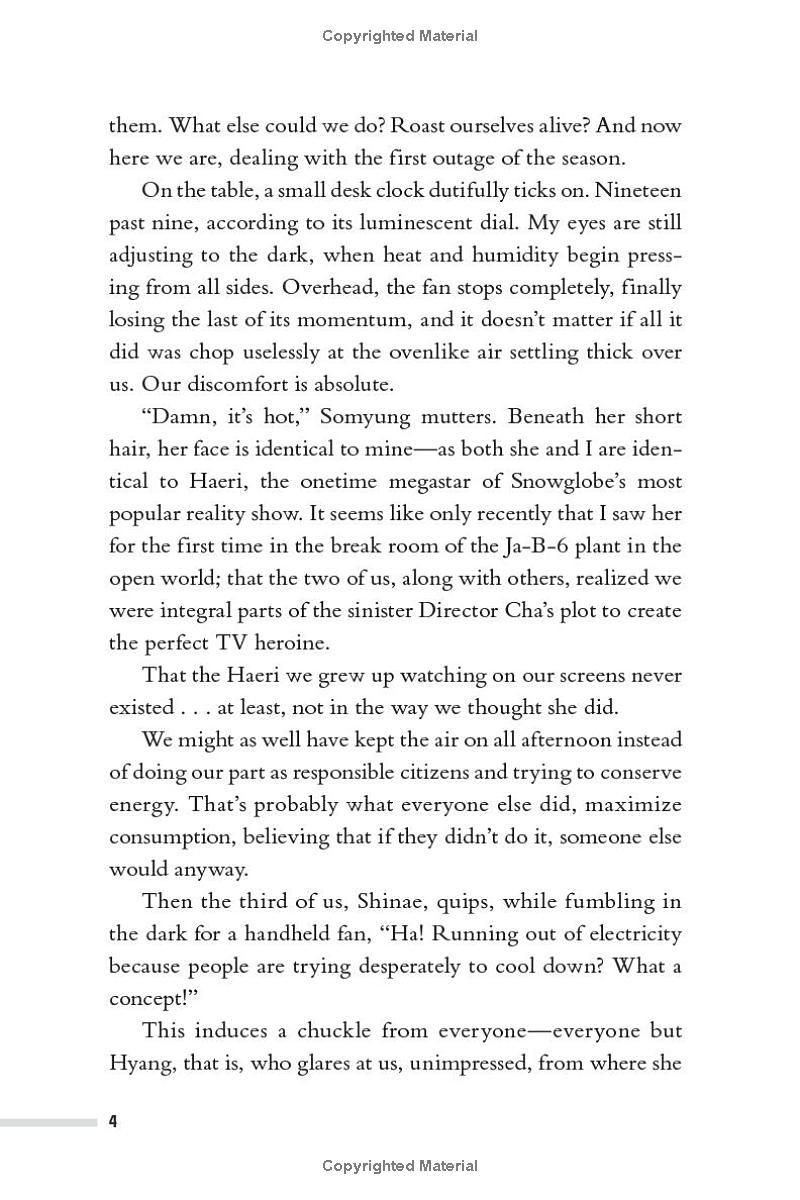 Sách ngoại văn: Snowglobe 2