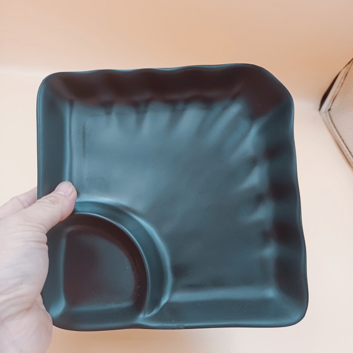 Đĩa Nhựa Phíp Vuông, Dĩa Melamine Có Ngăn Đựng Nước Chấm Màu Đen Tiện Lợi