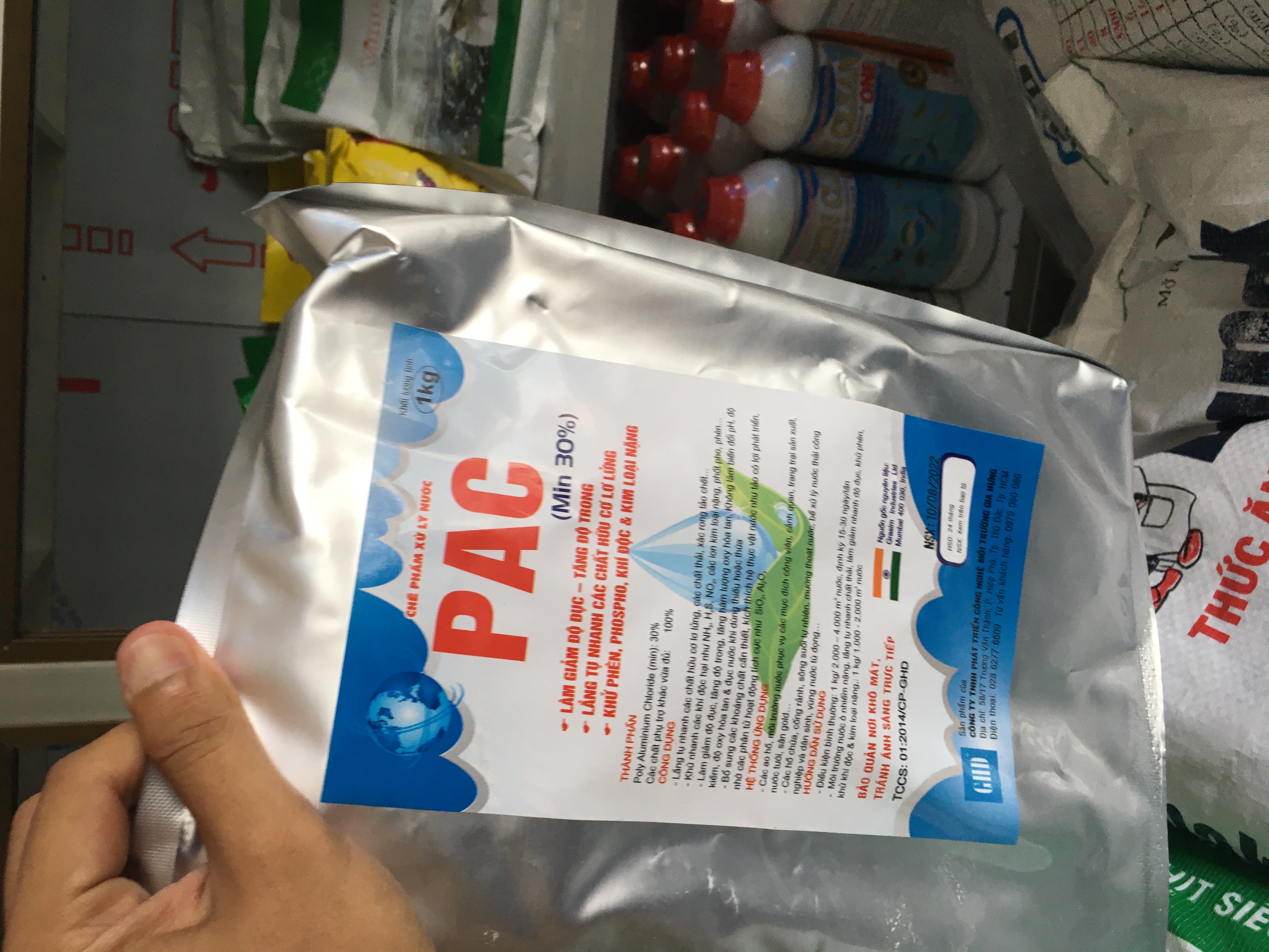 PAC hạ phèn làm trong nước cấp tốc , khử kim loại nặng trong nước ao tôm cá