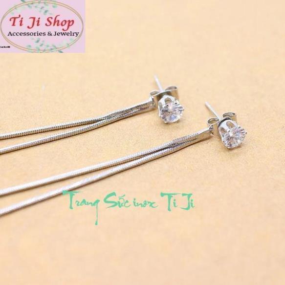 Bông tai nữ inox gắn đá 2 tua mì sang trọng không đen
