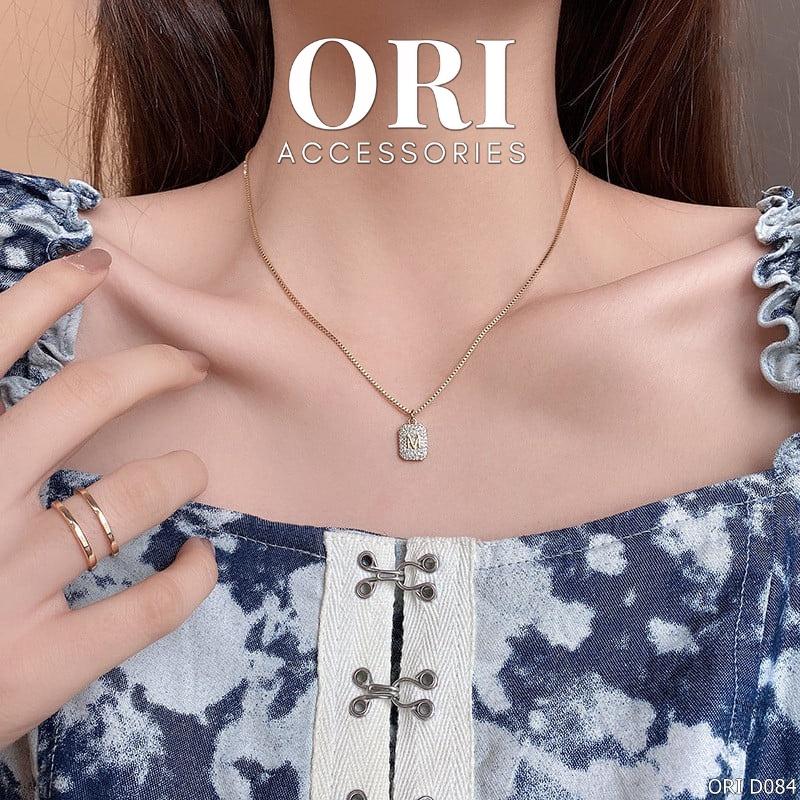 Dây chuyền nữ mặt chữ M đính đá thời trang ORI ACCESSORIES D084