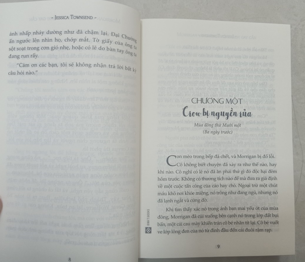 Combo 2 cuốn sách văn học giả tưởng huyền bí - Xứ Nevermoor diệu kỳ: Morrigan Và Những Thử Thách Gay Cấn + Morrigan và lời triệu hồi của Wundersmith