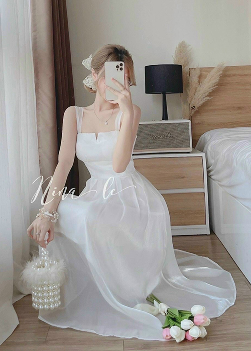 Đầm Voan Trắng 2 Dây Form Dài Cổ Cách Điệu Thời Trang