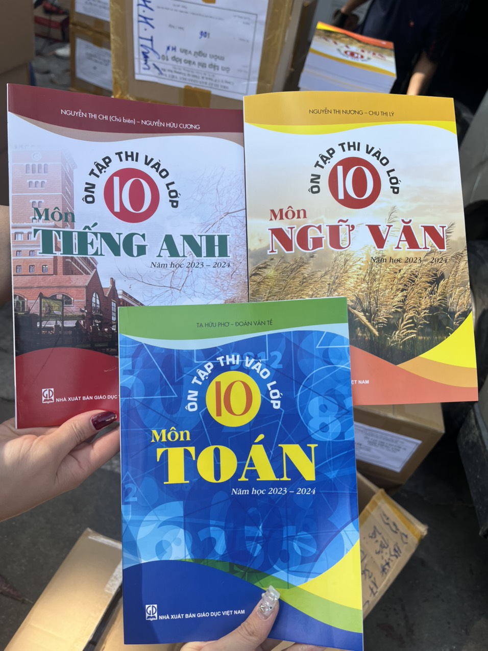 Combo 3 cuốn Ôn Tập Thi Vào 10 môn Toán + Ngữ Văn + Tiếng Anh năm 2023-2024 ( NXB Giáo Dục)