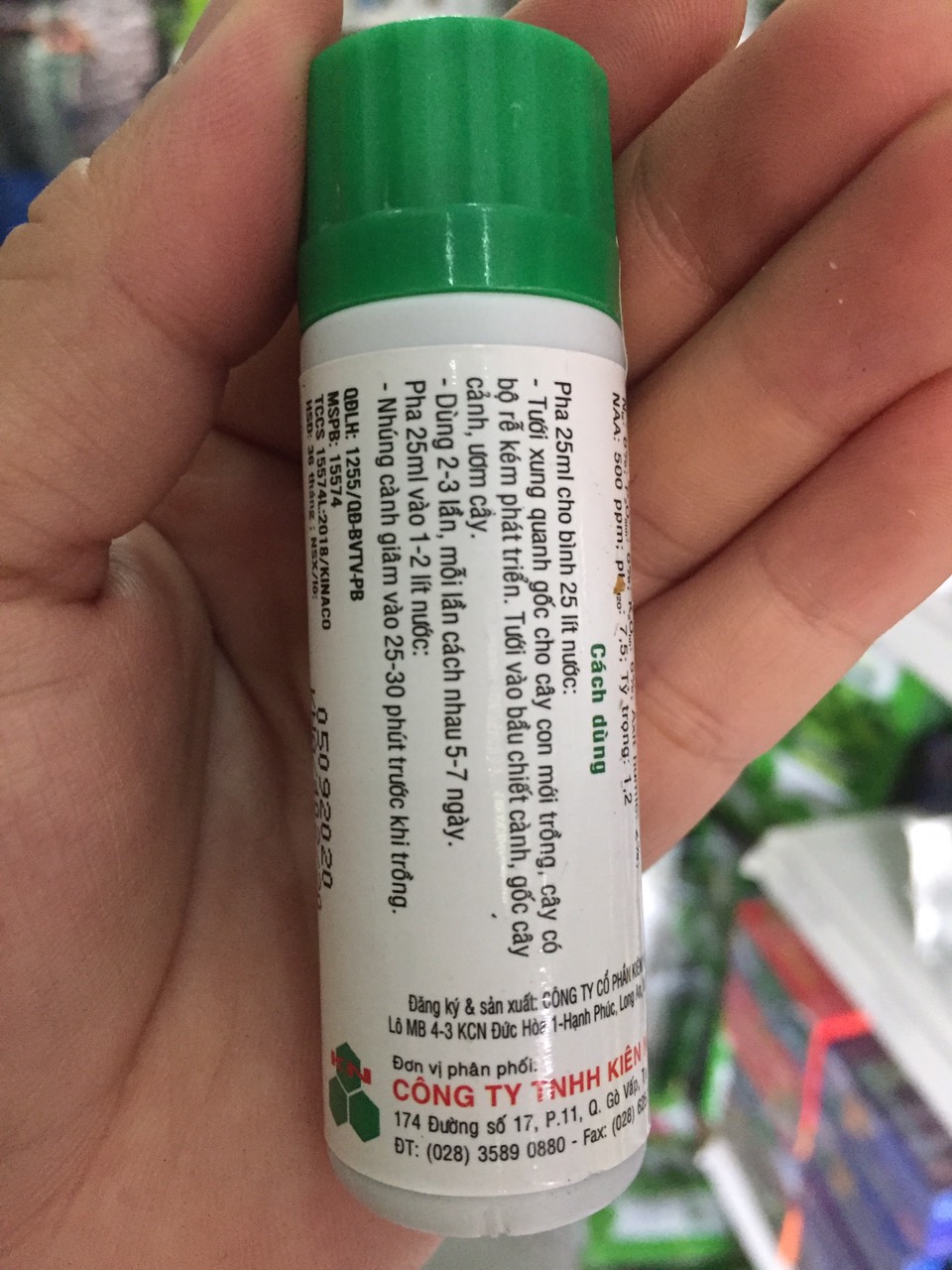 Phân bón NPK sinh học KINA R666 kích thích RA RỄ CỰC MẠNH Chai 25ml