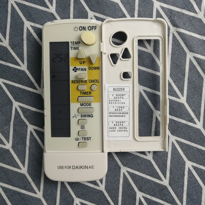 Điều Khiển Điều Hòa DAIKIN Am Trần BRC4C151-Remote Máy Lạnh Daikin