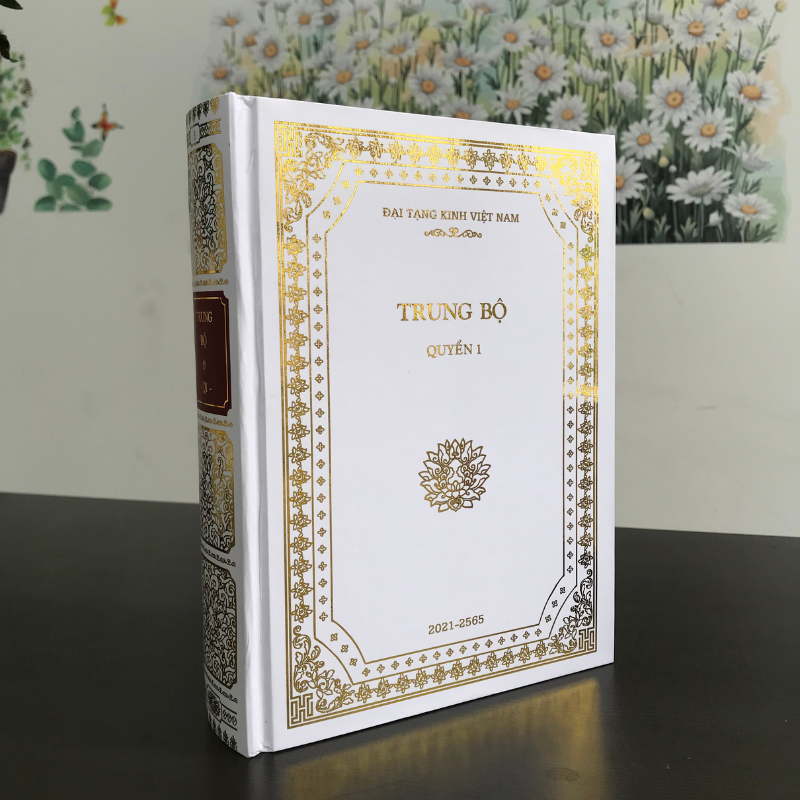 Kinh Trung Bộ (3 quyển, bìa cứng, màu trắng)
