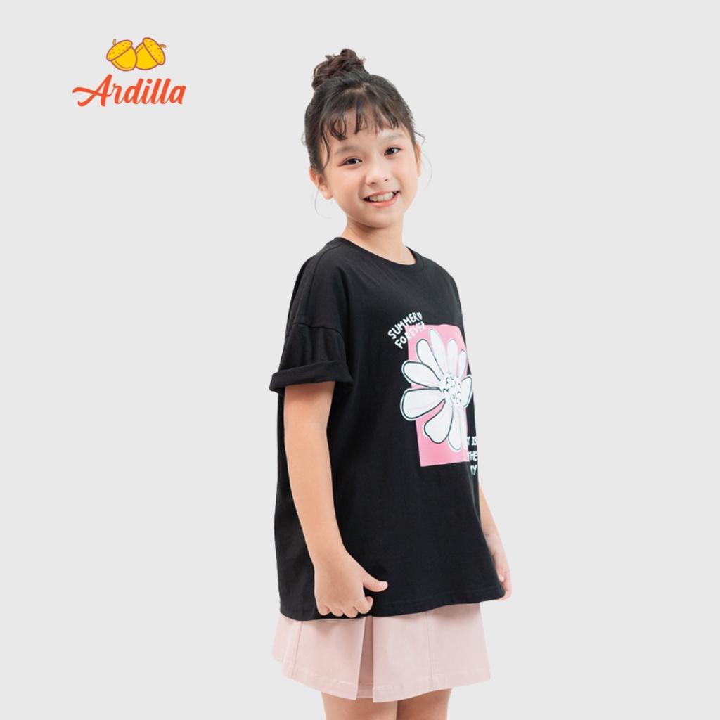 Áo Phông Bé Gái Tuổi Teen ARDILLA Cộc Tay Chất Vải Mềm Mại In Hình Hoa Cúc Nổi Bật Dáng Rộng Từ 8-15 Tuổi TB5600T