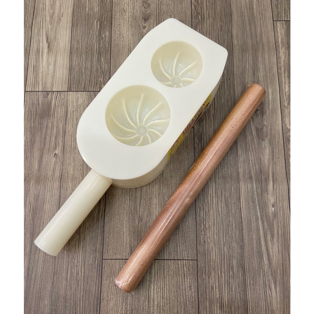 Combo Khuôn Làm Bánh Bao 2 Kích Cở 6cm &amp; 7,5cm + Cán Lăn Bột Gỗ 30cm