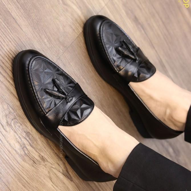Giày Lười Nam Đẹp Dập Vân 3D Chất Liệu Da PU Đế Cao Su Mã G012 Chuông