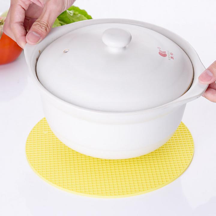 Miếng Lót Nồi Silicone 22cm Đa Năng Vân Tổ Ong 6150 Hàng Nhật