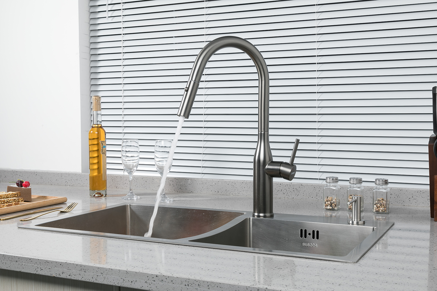 VÒI RỬA BÁT DÂY RÚT CAO CẤP NHẬP KHẨU NGA GAPPO G4398-41