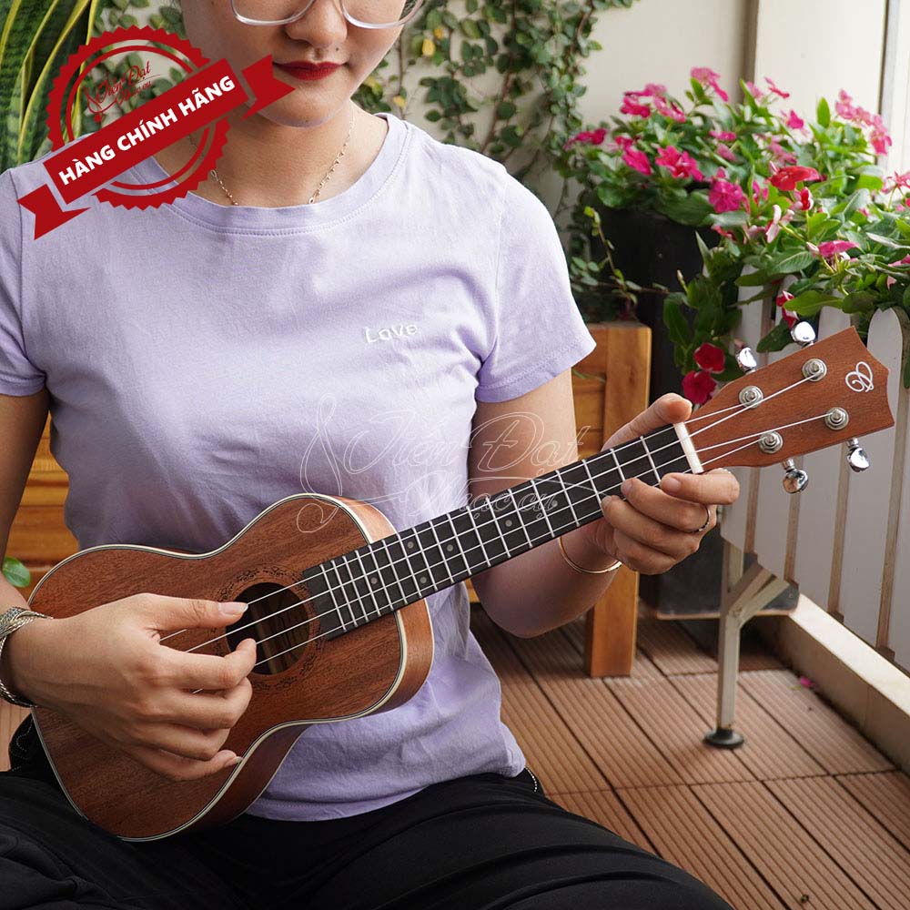 Đàn Ukulele Concert Chard WD-24THX, Màu nâu nổi bật, Mặt đàn Gỗ gụ - Hàng chính hãng